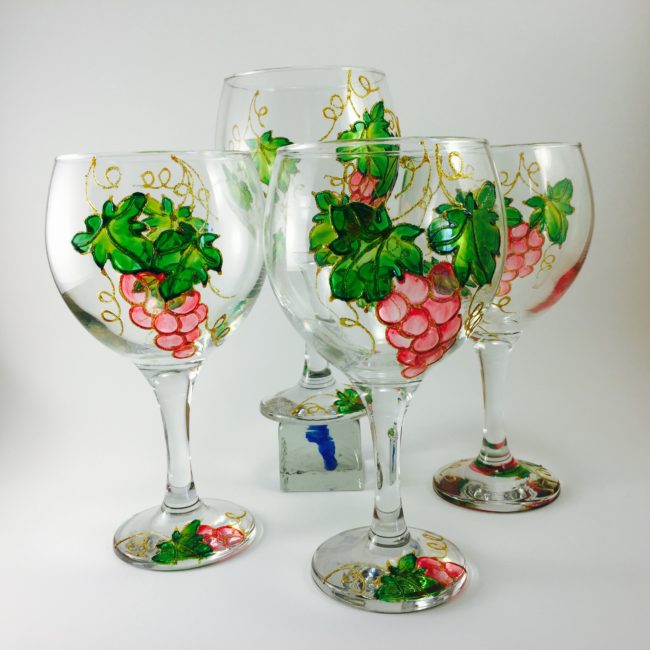 Set of 4 Turkish Wine Glasses  With Hand Painted Grapes - Image 2