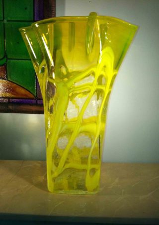 Crackle Yellow and Clear Hand Blown Glass Vase, Item No RV012
